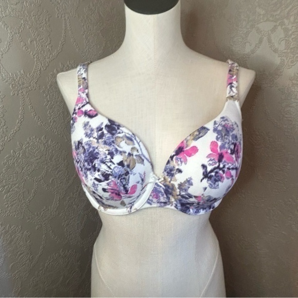 Cacique Bra Lightly Lined Tshirt 36DD floral great condition